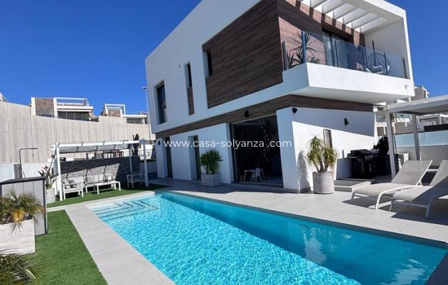 Villa - Reventa - Villamartin - Costa Blanca