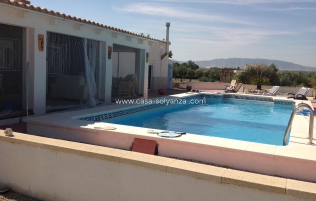 Villa - Reventa - Villena - Inland