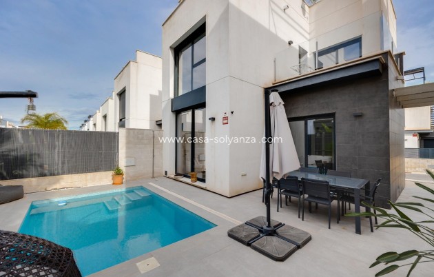 Villa - Revente - Orihuela - Orihuela Costa