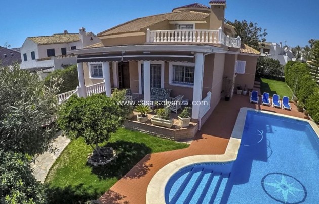 Villa - Revente - Torrevieja - CSCD-82885