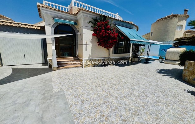 Villa - Revente - Torrevieja - La Siesta