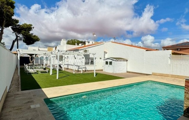 Villa - Revente - Torrevieja - Torrevieja