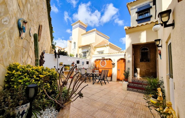 Villa - Revente - Villamartin - Costa Blanca