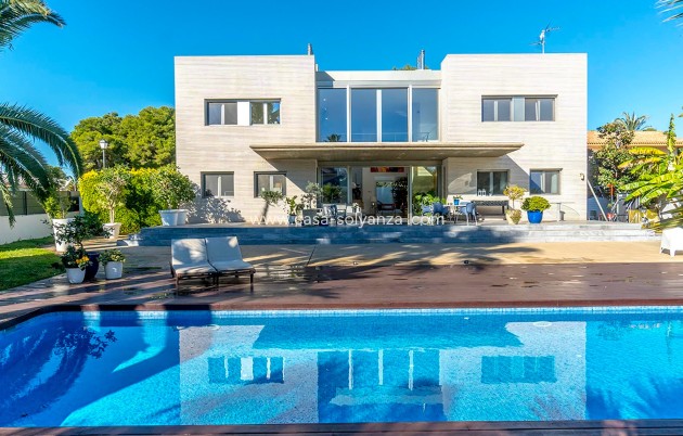 Villa - Wiederverkauf - Alicante - CSAN-34729