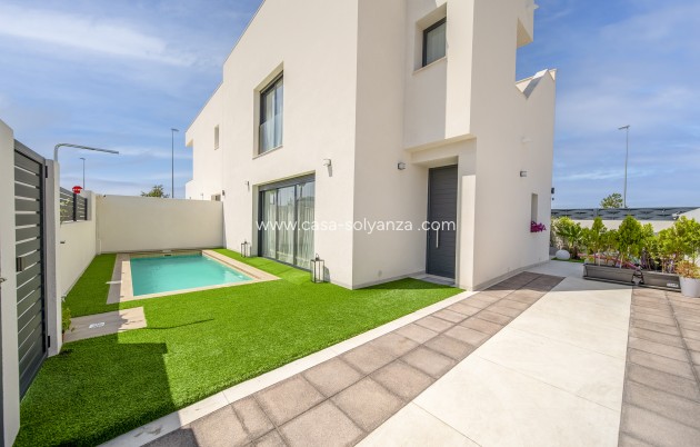 Villa - Wiederverkauf - Benijofar - Benijófar