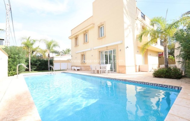 Villa - Wiederverkauf - Cabo Roig - Costa Blanca
