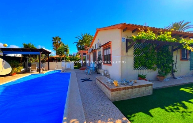 Villa - Wiederverkauf - Cabo Roig - Costa Blanca