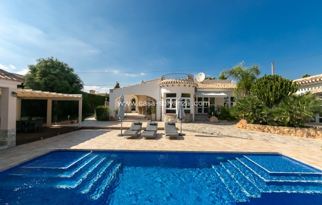 Villa - Wiederverkauf - Campoamor - Lomas de Don Juan