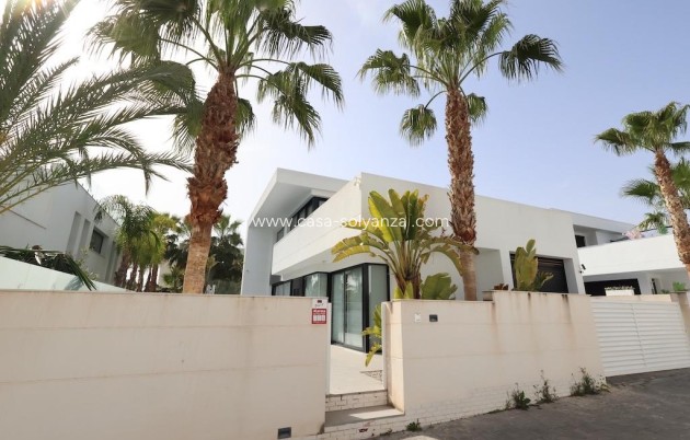 Villa - Wiederverkauf - Ciudad Quesada - Costa Blanca