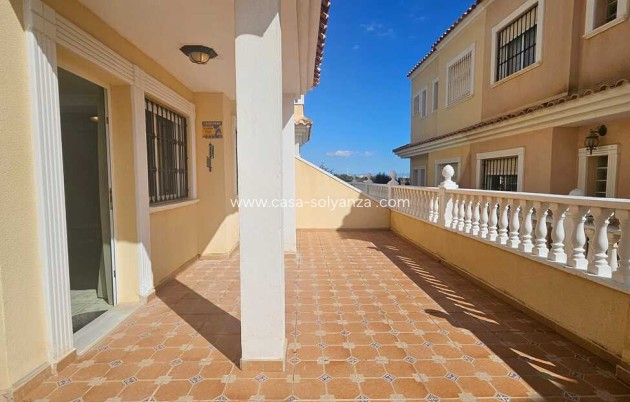 Villa - Wiederverkauf - Guardamar del Segura - Campomar