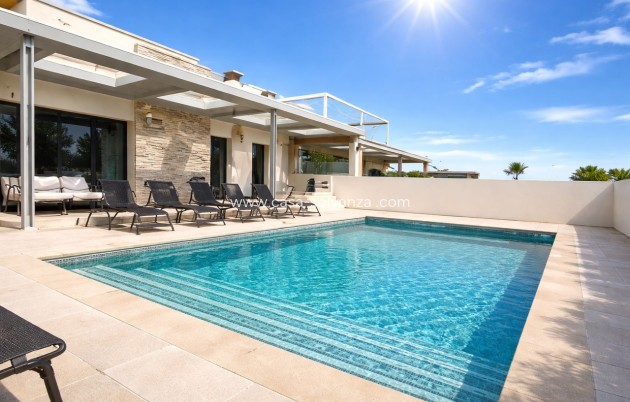 Villa - Wiederverkauf - Los Balcones - Costa Blanca