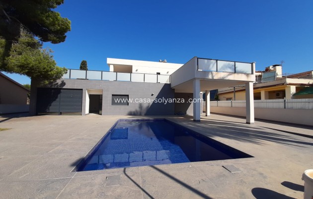 Villa - Wiederverkauf - Orihuela Costa - CSBZ-63674