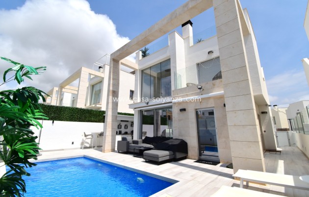 Villa - Wiederverkauf - Orihuela Costa - Lomas de Cabo Roig