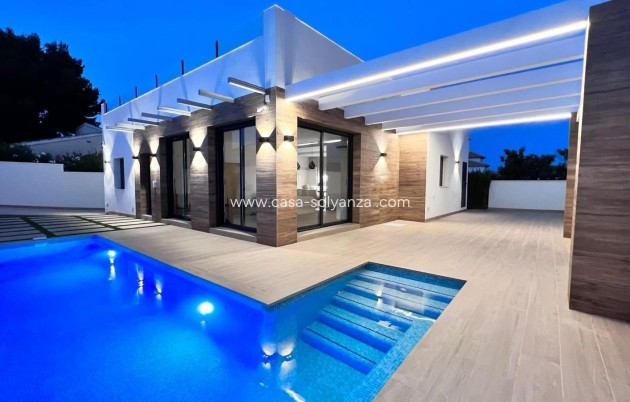 Villa - Wiederverkauf - Orihuela Costa - Villamartín