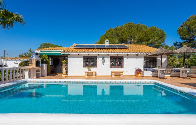 Villa - Wiederverkauf - Orihuela - Inland