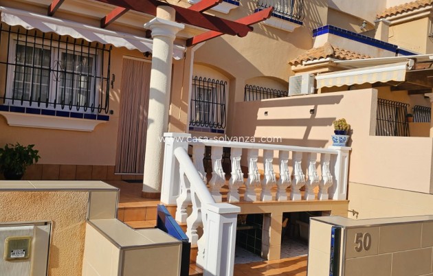 Villa - Wiederverkauf - Orihuela - La Zenia