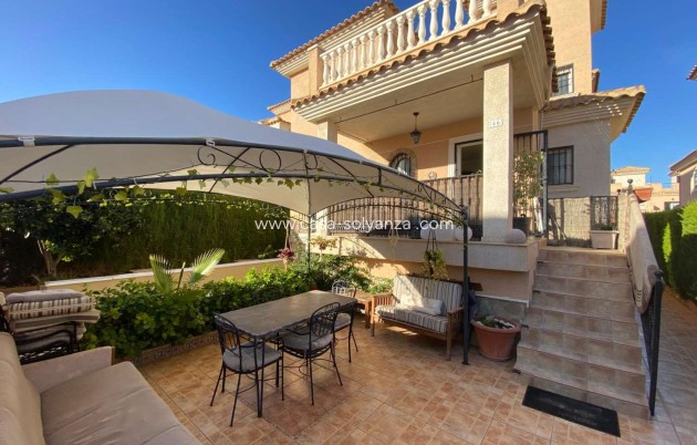 Villa - Wiederverkauf - Orihuela - Los Balcones Y Los Altos