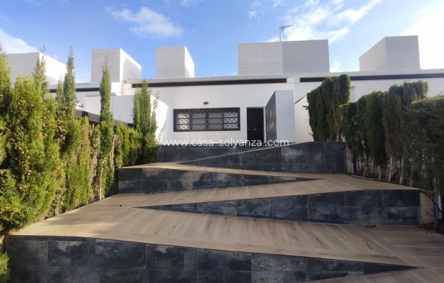 Villa - Wiederverkauf - Peraleja Golf - Inland