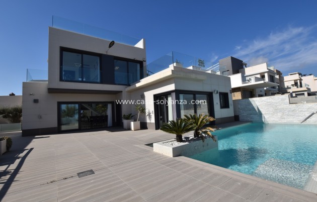 Villa - Wiederverkauf - San Miguel de Salinas - CSAT-83058