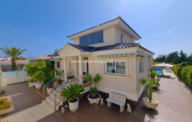 Villa - Wiederverkauf - Torrevieja - 0
