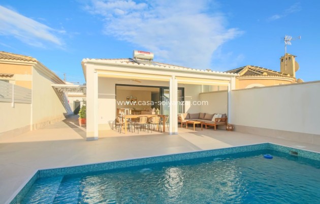 Villa - Wiederverkauf - Torrevieja - Costa Blanca