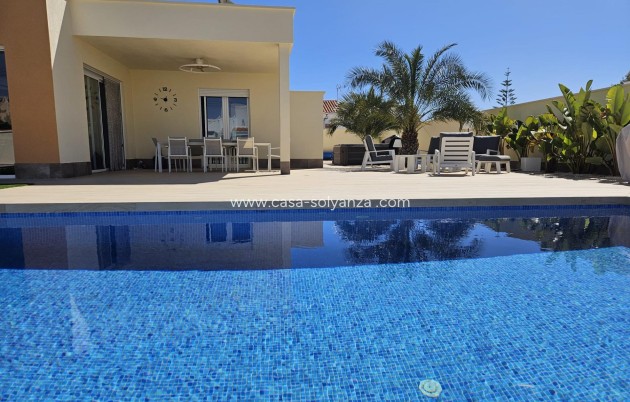 Villa - Wiederverkauf - Torrevieja - La Siesta