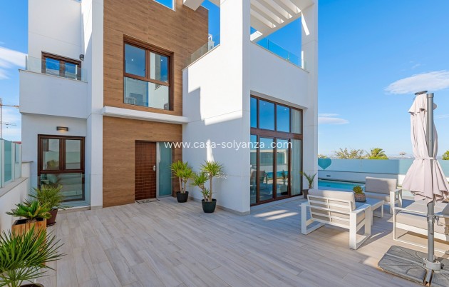 Villa - Wiederverkauf - Torrevieja - Los Balcones