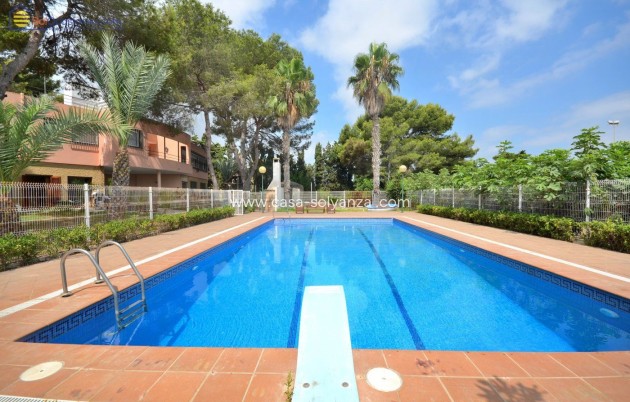 Villa - Wiederverkauf - Torrevieja - Los Balcones