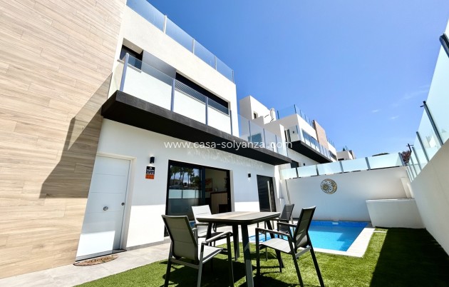 Villa - Wiederverkauf - Villamartin - Costa Blanca
