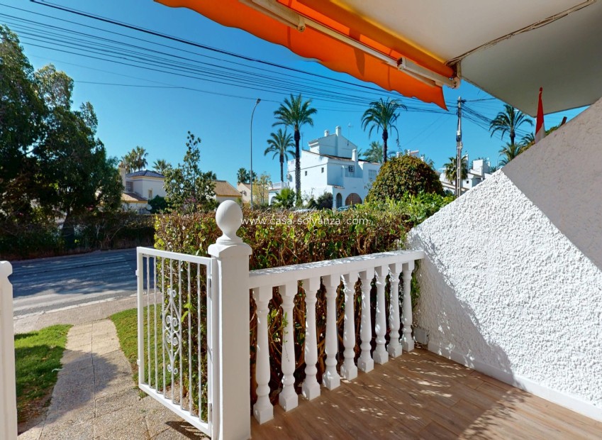 Wiederverkauf - Bungalow - Orihuela Costa - Costa Blanca