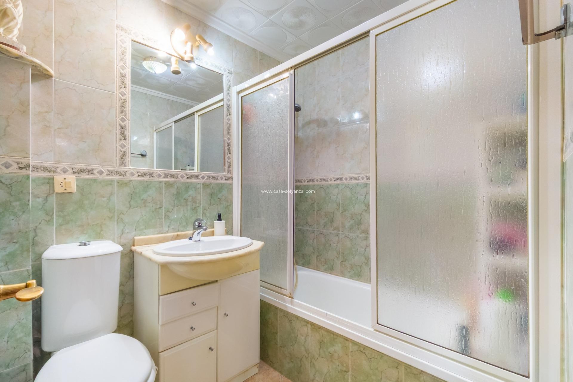 Wiederverkauf - Bungalow - Torrevieja - El Limonar