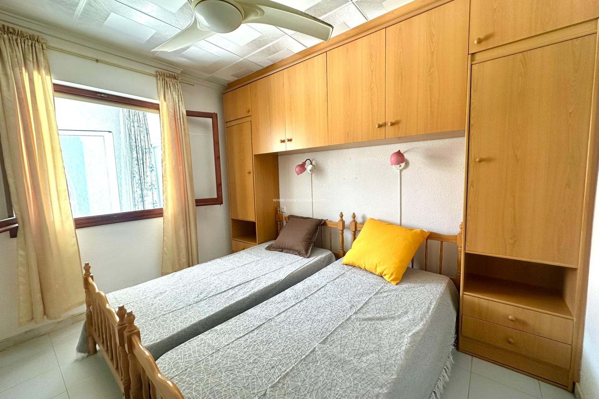 Wiederverkauf - Bungalow - Torrevieja - La Siesta