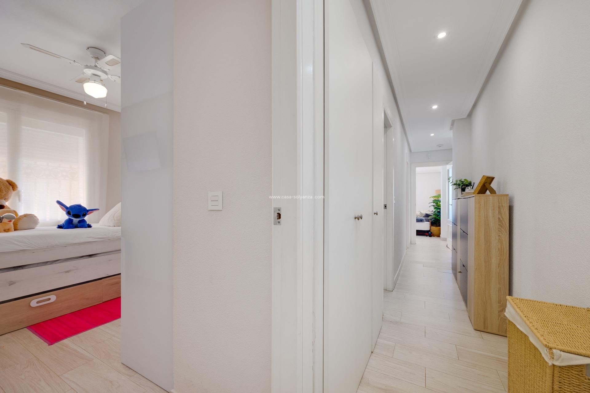 Wiederverkauf - Bungalow - Torrevieja - Playa De Los Naufragos