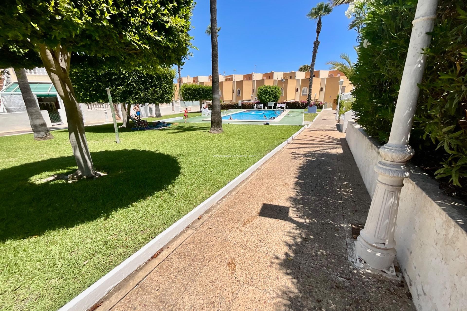Wiederverkauf - Bungalow - Torrevieja - Torreblanca