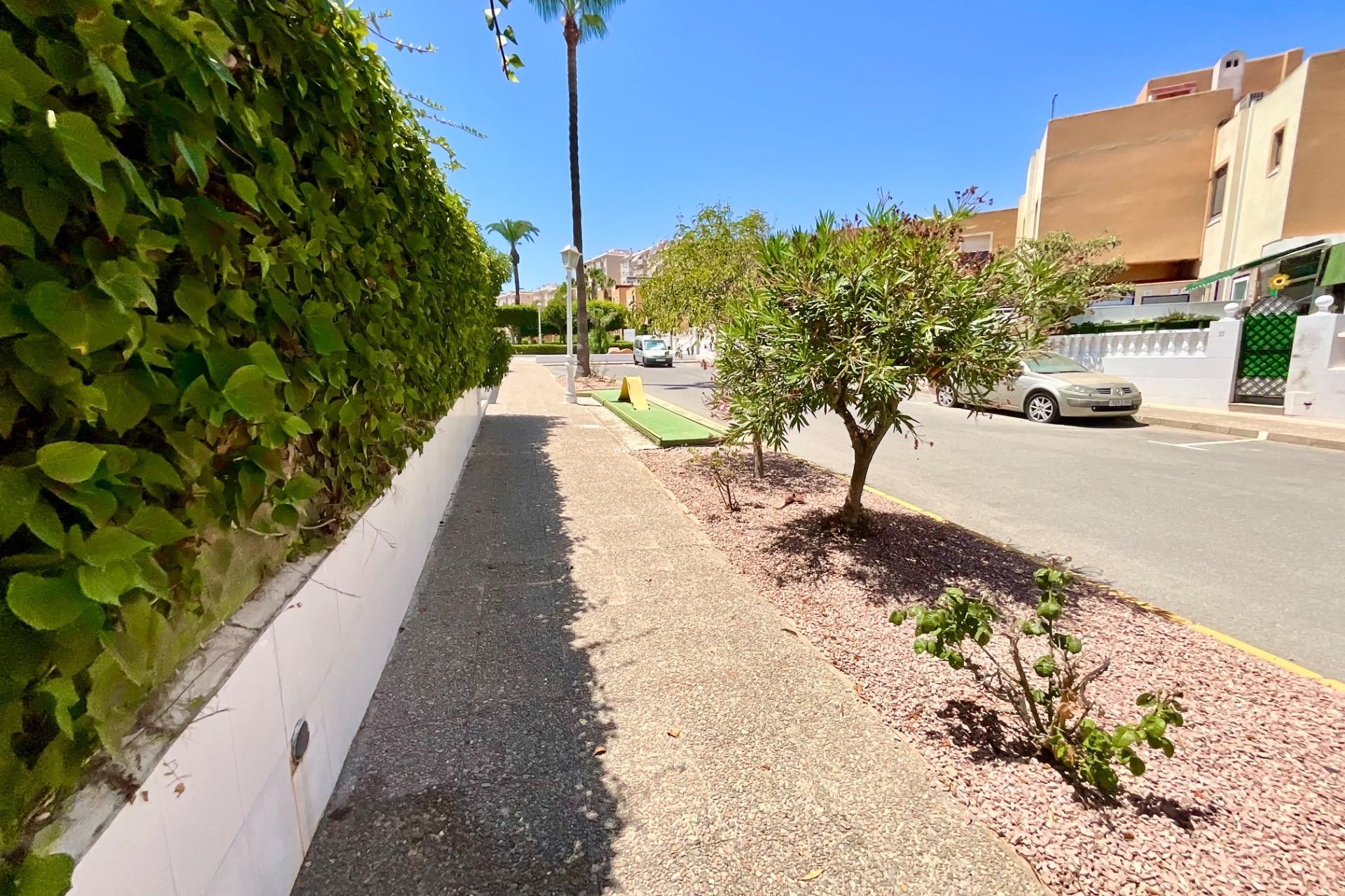 Wiederverkauf - Bungalow - Torrevieja - Torreblanca