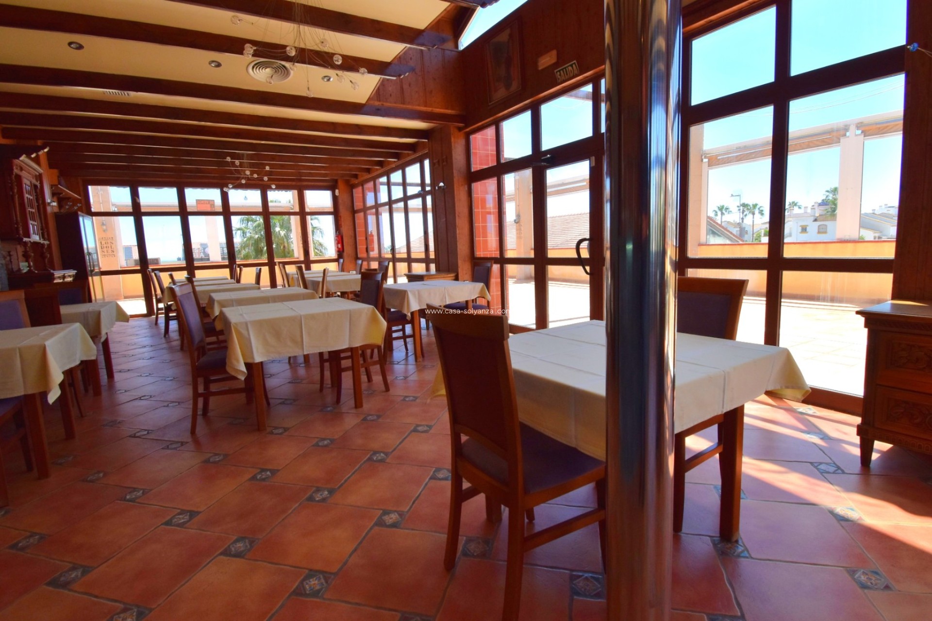 Wiederverkauf - Commercial (Freehold) - Orihuela Costa - Los Dolses