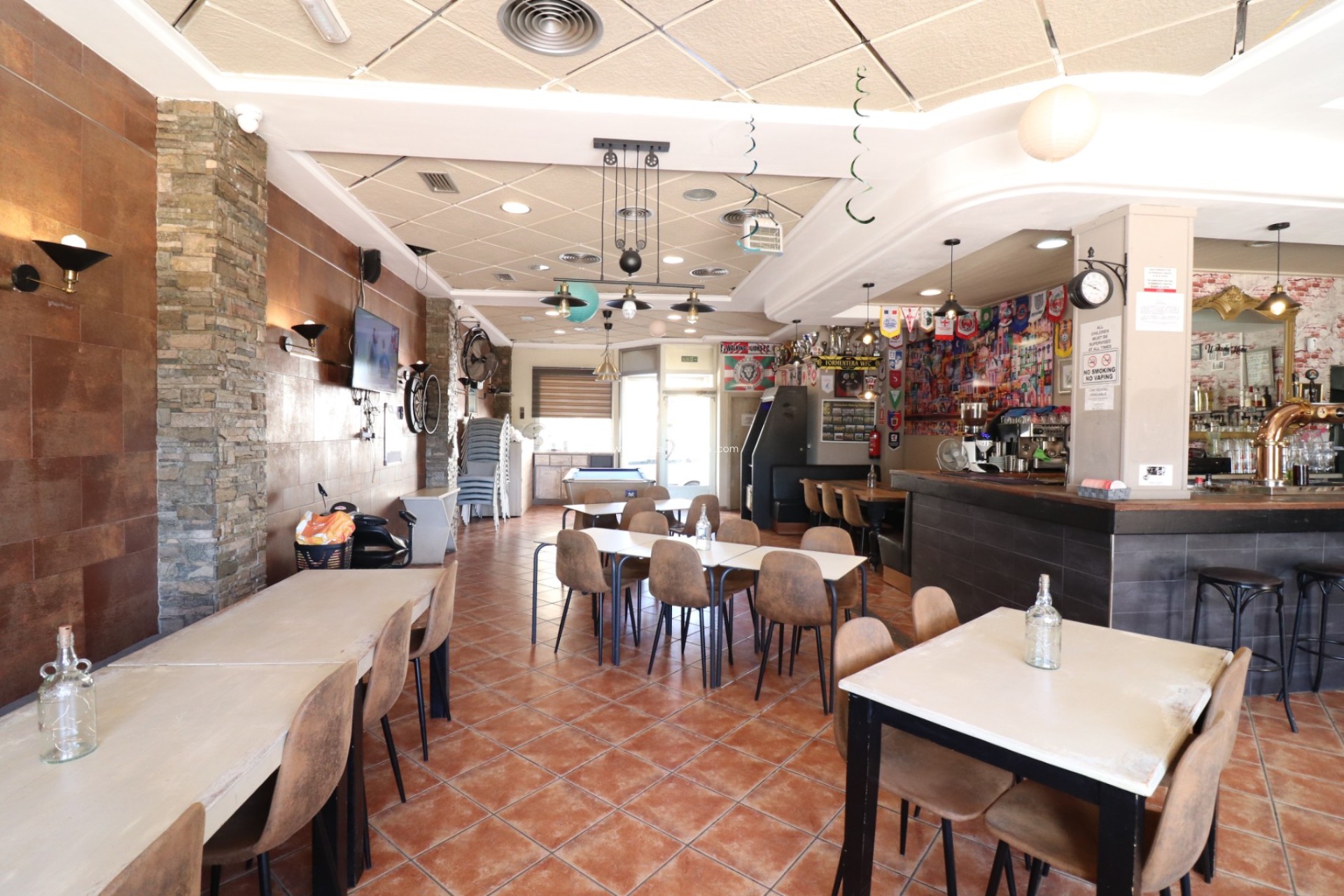 Wiederverkauf - Commercial (Leasehold) - Formentera del Segura - Formentera - Village