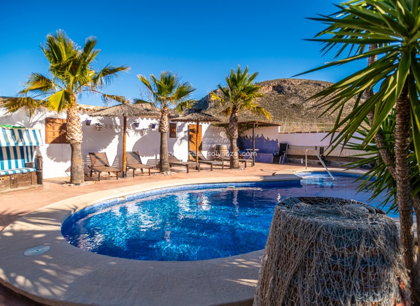 Wiederverkauf - Commercial Property - Hondón de las Nieves