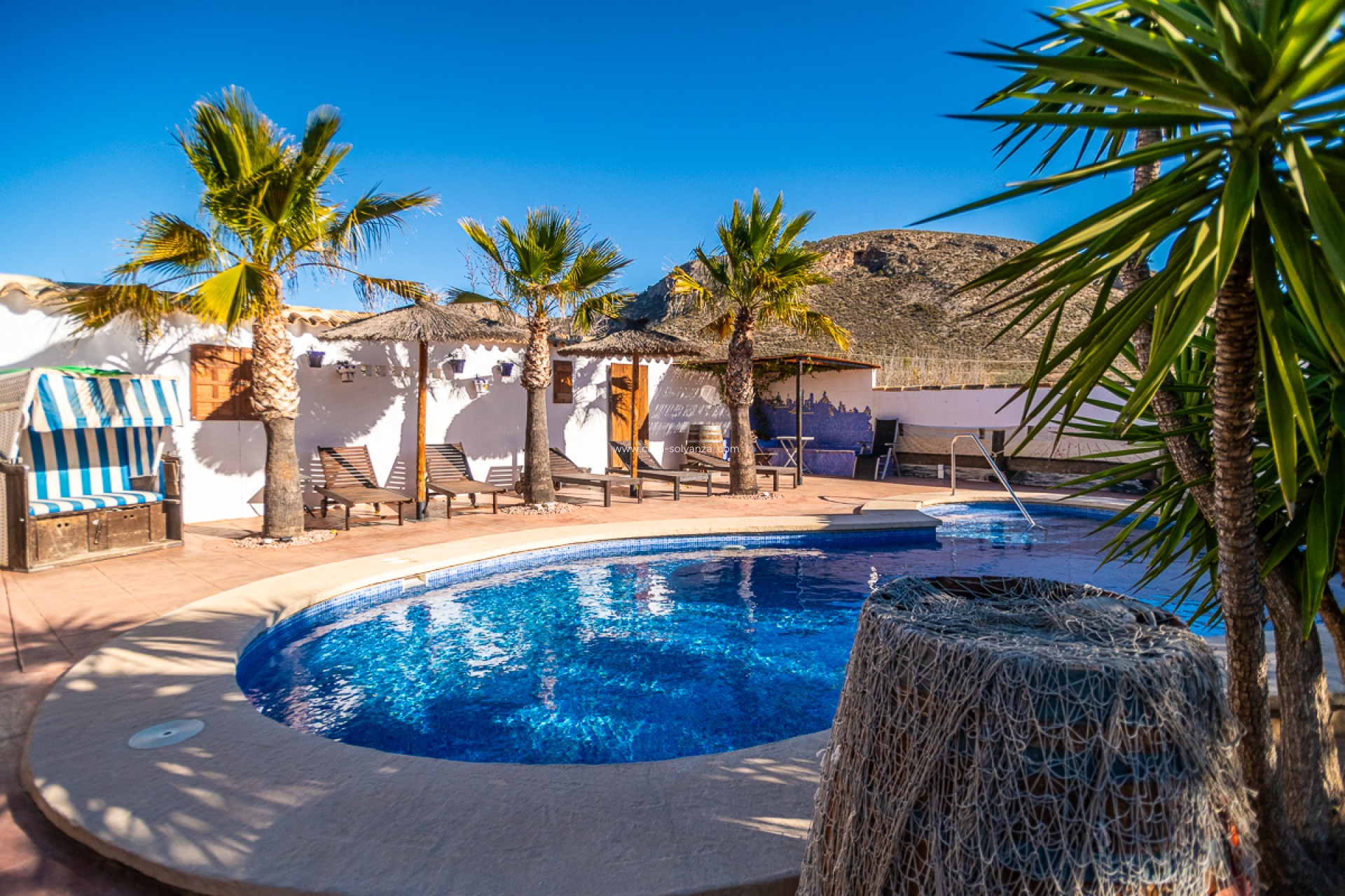 Wiederverkauf - Commercial Property - Hondón de las Nieves