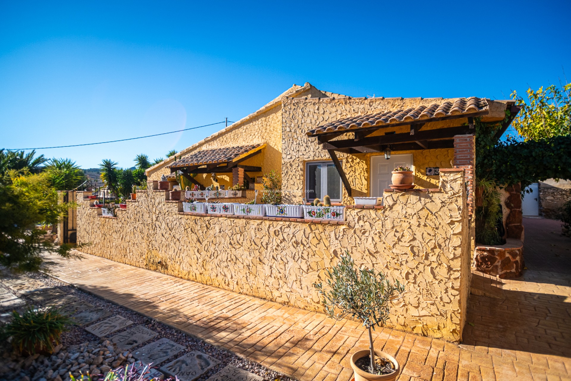 Wiederverkauf - Commercial Property - Hondón de las Nieves