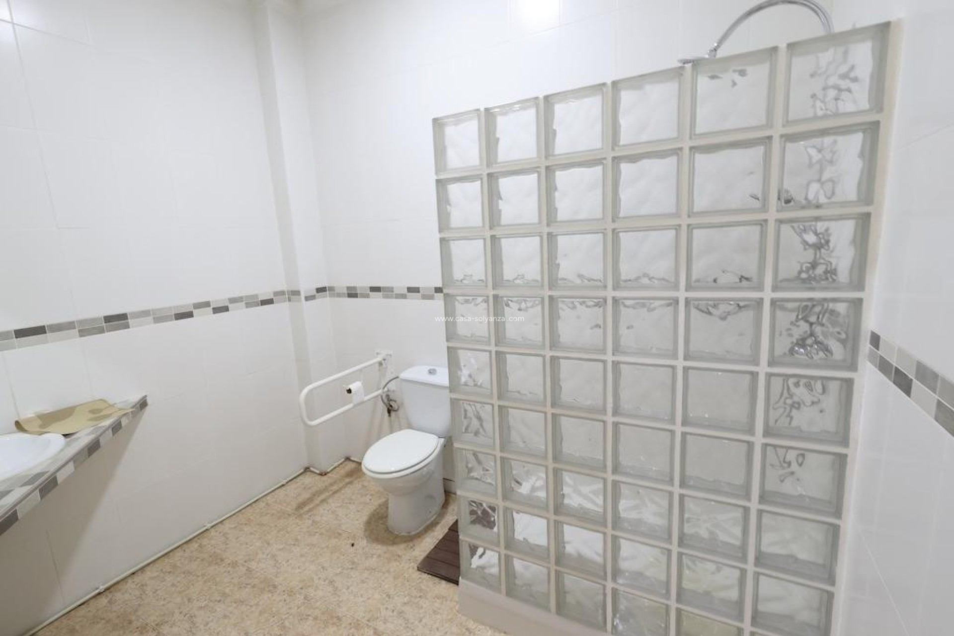 Wiederverkauf - Commercial Property - Torrevieja - Torrevieja Centro