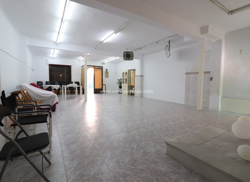 Wiederverkauf - Commercial (Rental) - Benijofar - Benijofar - Village