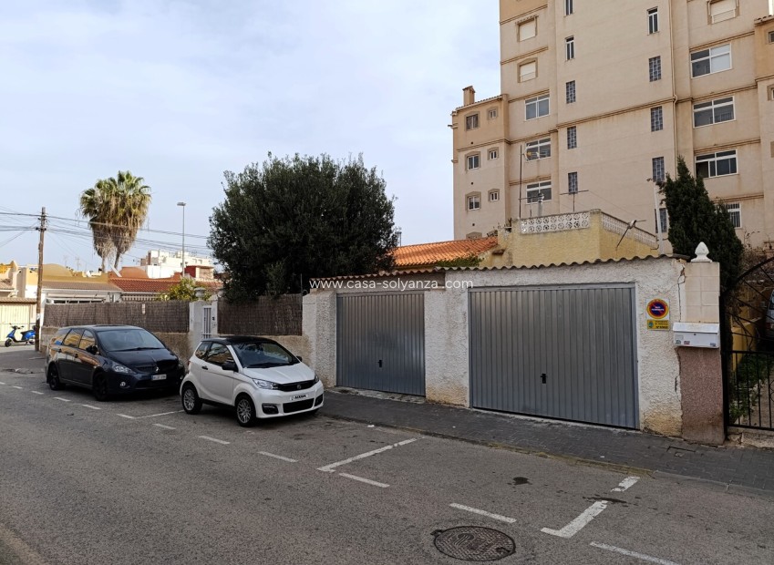 Wiederverkauf - Country Property/Finca - Torrevieja - Nueva Torrevieja