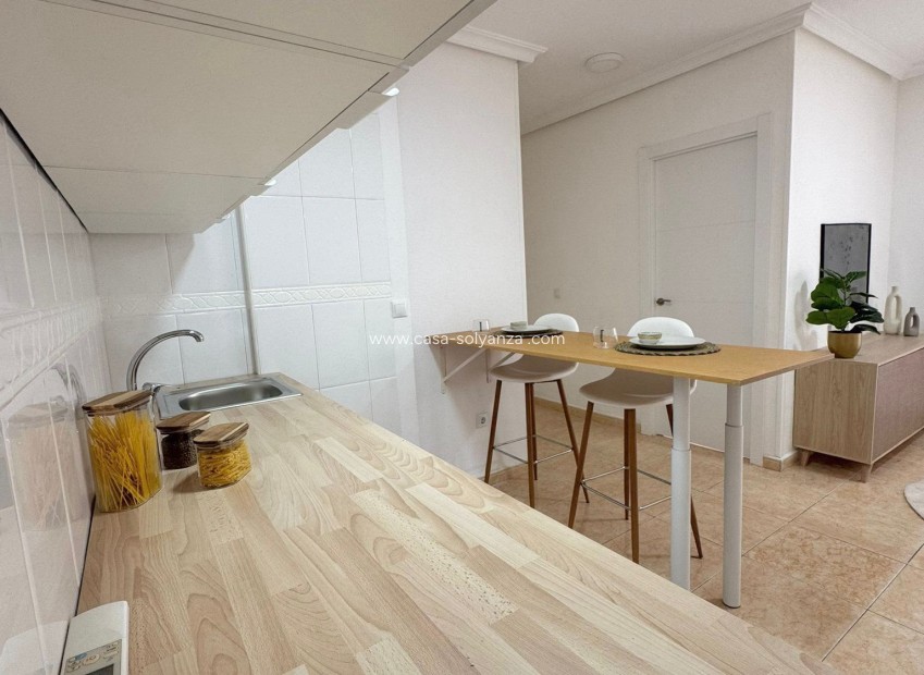 Wiederverkauf - Flat - Torrevieja - Playa de los Locos