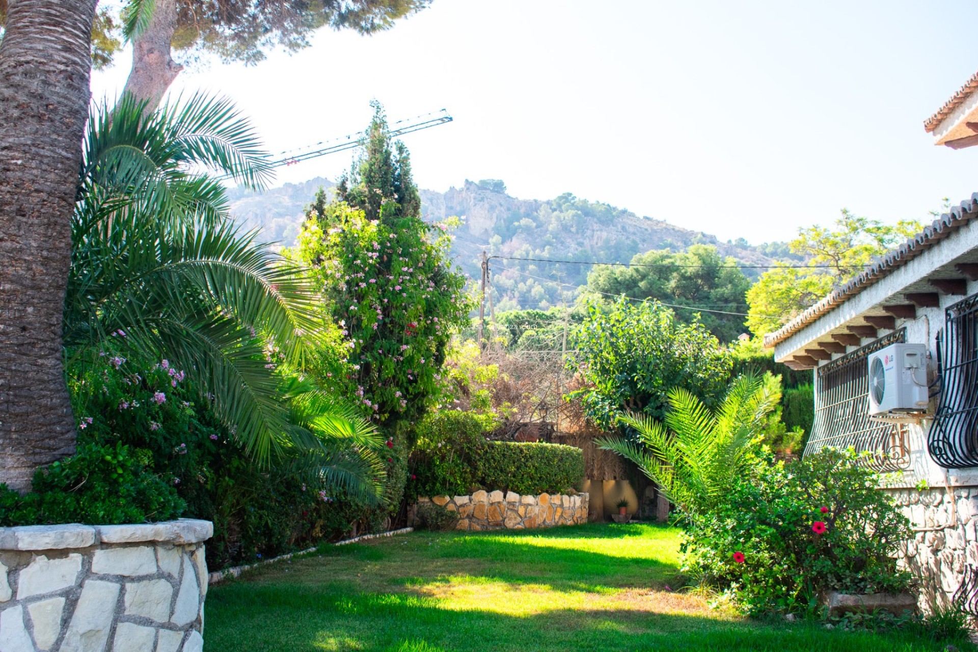 Wiederverkauf - Independent villa - Alicante - Albufereta