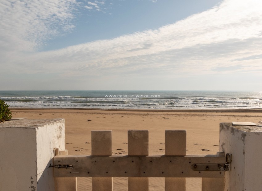 Wiederverkauf - Independent villa - Guardamar del Segura