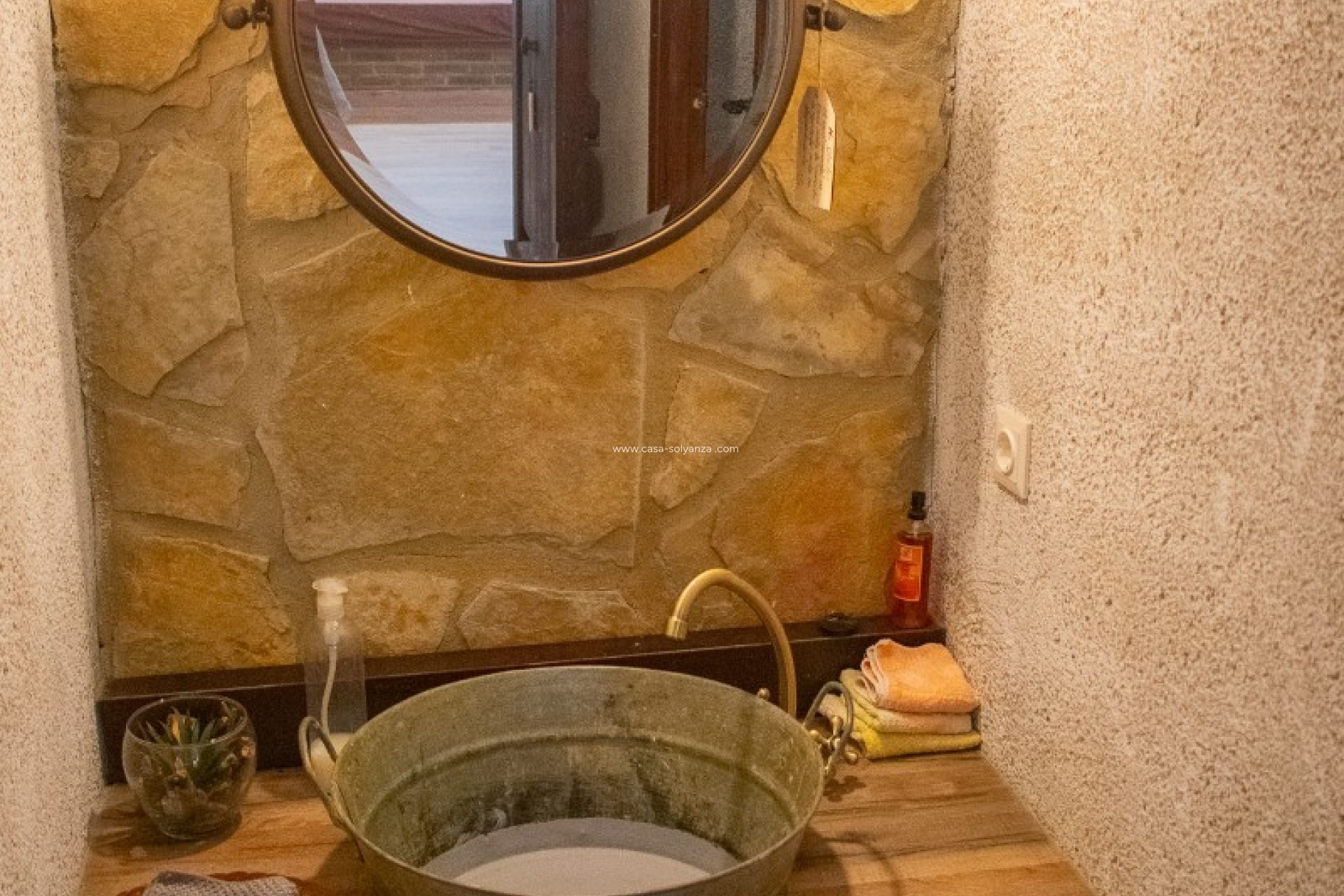 Wiederverkauf - Independent villa - Onil