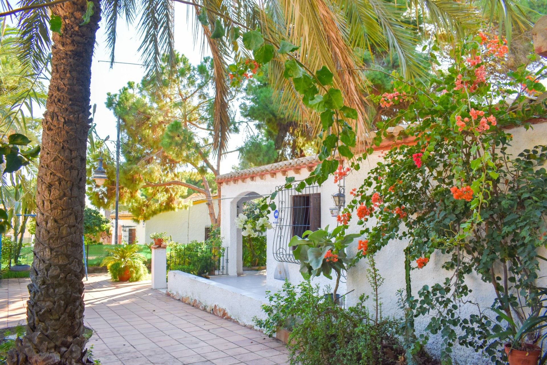 Wiederverkauf - Independent villa - Orihuela Costa - Punta Prima