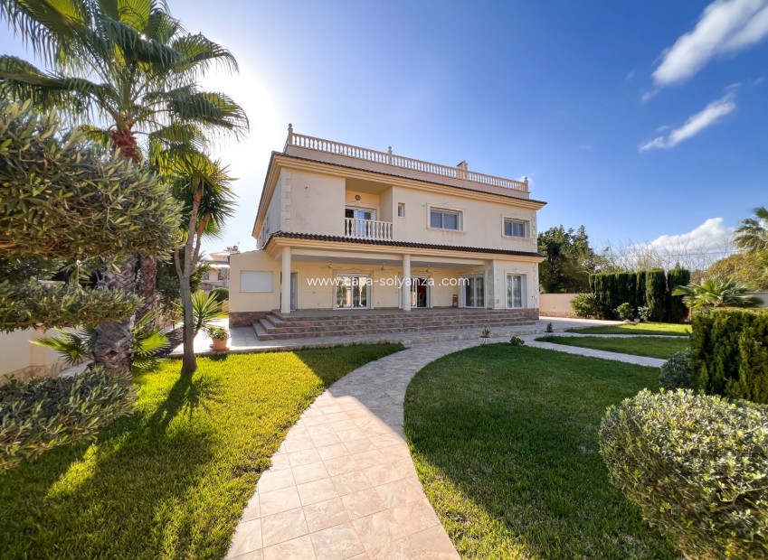 Wiederverkauf - Independent villa - Orihuela Costa