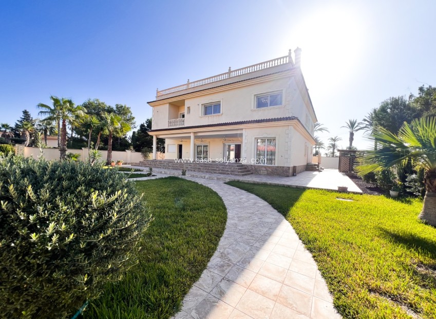 Wiederverkauf - Independent villa - Orihuela Costa